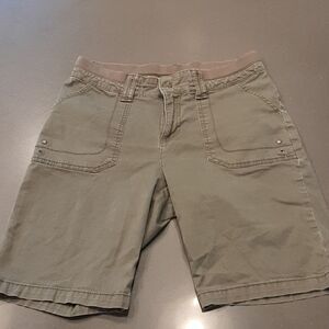 Lee Olive Green Relaxed Fit Bermuda Shorts